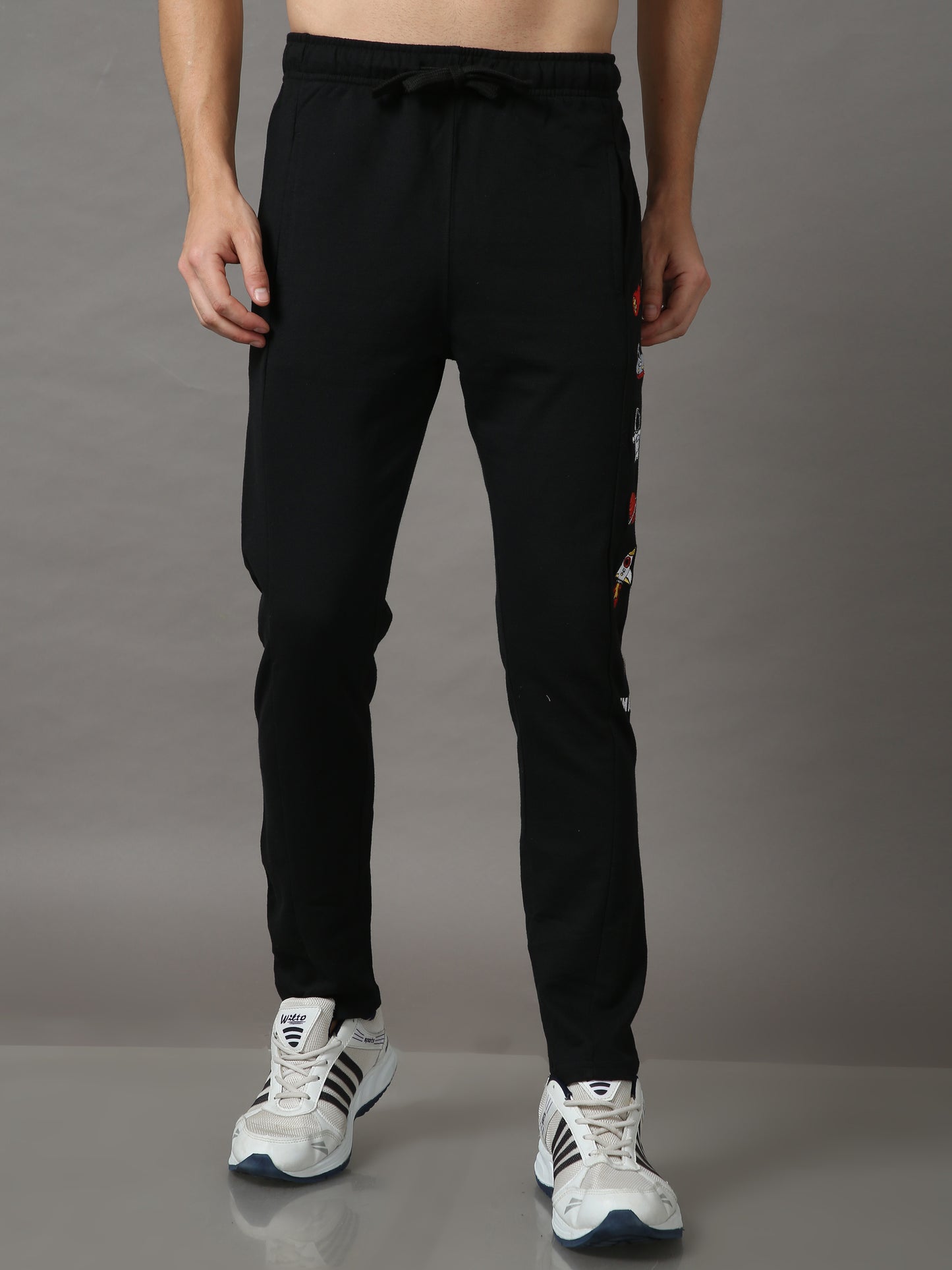 Men Black Solid Slim-Fit Track Pant